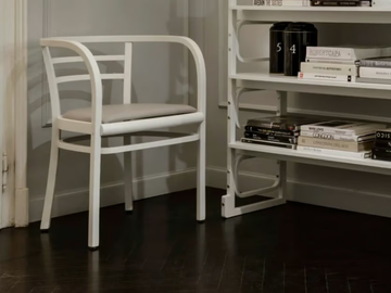 POSTSPARKASSE - Beech chair with armrests with integrated cushion by Wiener GTV Design - view 2